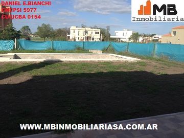 Escobar Venta Importante Casa en el B° Haras de Santa Maria