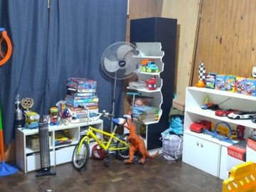 ROSARIO,BARRIO:LUDUEÑA,CASA 4AMBIENTES, AMPLIO METRAJE BUENA UBICACION /ESTADO OPORTUNIDAD,