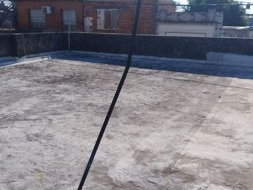 ROSARIO,BARRIO:LUDUEÑA,CASA 4AMBIENTES, AMPLIO METRAJE BUENA UBICACION /ESTADO OPORTUNIDAD,