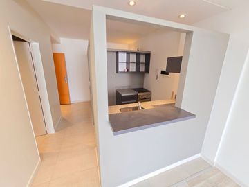 Venta Monoambiente Profesional con Balcón