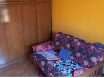 PH dos ambientes al frente venta Remedios de Escalada