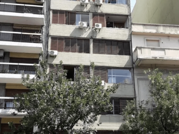 EXCELENTE MONOAMBIENTE, AMPLIO,  LUMINOSO Y AMOBLADO