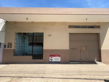 VENTA CASA CON LOCALES Y DEPTO EN SAN MIGUEL