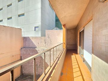 VENTA, CASA MULTIFAMILIAR EN SAN JUSTO, CON LOCAL