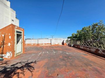 VENTA, CASA MULTIFAMILIAR EN SAN JUSTO, CON LOCAL