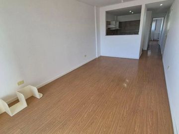 Dpto  2 amb Fte c/balcón en venta Lomas centro
