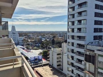 Dpto  2 amb Fte c/balcón en venta Lomas centro