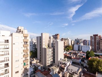 Depto venta 3 amb coch balcón 68m2 Orientación NE