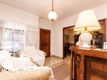CASA 4 AMB - LOMAS DE ZAMORA/ AP CRED