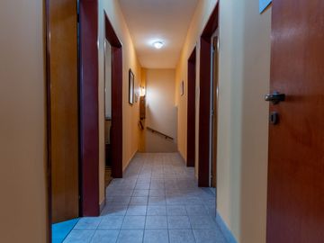 Casa 7 amb con parque y garage en Martinez