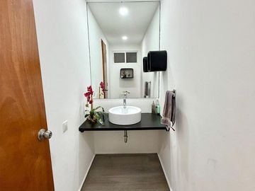 Casa en renta en interlomas calle cerrada