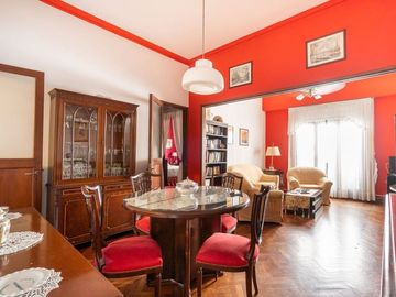 VENTA DEPARTAMENTO 3 AMBIENTES EN SAN TELMO BALCÓN