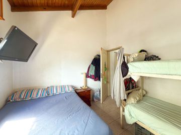 VENTA DEPTO 2 DORM. C/ ESTACIONAMIENTO ZONA CENTRO