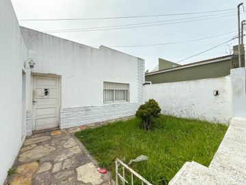 VENTA CASA DOS DORMITORIOS TANDIL CENTRO
