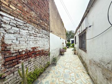 VENTA CASA DOS DORMITORIOS TANDIL CENTRO