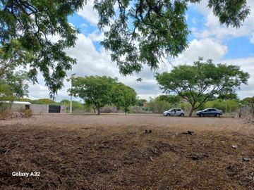 VENTA TERRENO ESQUINA BOSQUES CEIBAL 1 600 m²