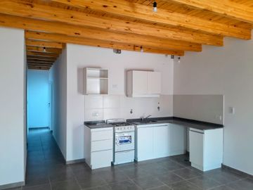 Casa a estrenar en venta en Barrio Natania 58