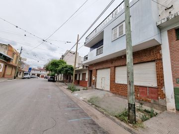 Local comercial en alquiler ubicado Bº Almirante Brown