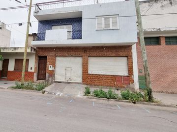 Local comercial en alquiler ubicado Bº Almirante Brown