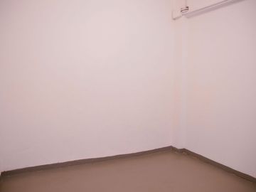 VENTA DEPÓSITO COLEGIALES DIST. AUDIOVISUAL