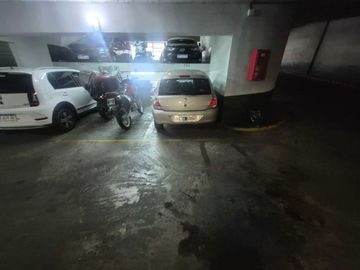 Venta cochera en Belgrano fija y cubierta