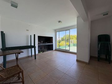 OFICINA DPTO EN VENTA LOMAS DE ZAMORA APRO PROF