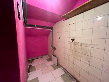 VENTA LOCAL COMERCIAL EN ZONA TRANSITADA BURZACO