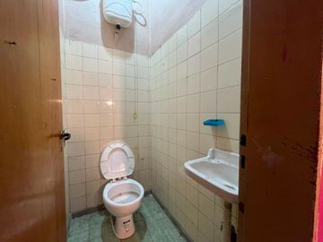 VENTA LOCAL COMERCIAL EN ZONA TRANSITADA BURZACO