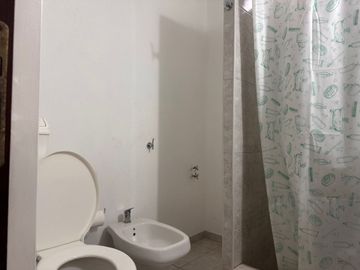 ALQUILER DEPARTAMENTO 3 AMBIENTES EN WILDE.
