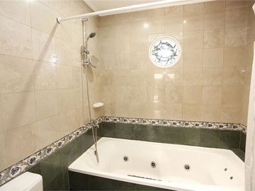 VENTA CASA 5 AMB LOTE / PROP SAN JUSTO