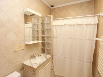 VENTA CASA 5 AMB LOTE / PROP SAN JUSTO