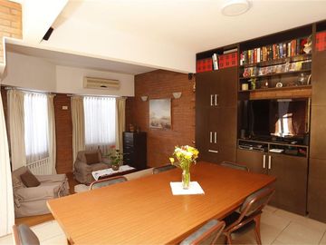 VENTA CASA 5 AMB LOTE / PROP SAN JUSTO