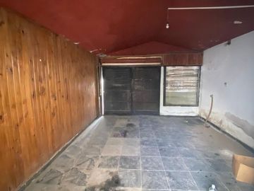 VENTA CASA TRES DORMITORIOS COCHERA EN CRISOL SUD