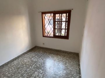 VENTA CASA TRES DORMITORIOS COCHERA EN CRISOL SUD