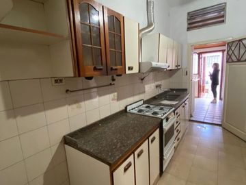 VENTA CASA TRES DORMITORIOS COCHERA EN CRISOL SUD
