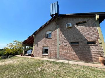 SE VENDE LOFT DE MONTAÑA EN FALDA DEL CARMEN