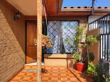 Casa en venta  en MAIPÚ