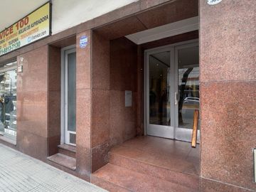 VENTA DEPTO. 3 AMB. + DEPENDENCIA - ALMAGRO