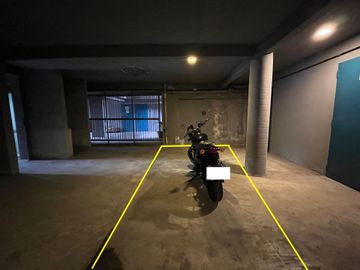 VENTA COCHERA CUBIERTA NUÑEZ Y DONADO V.URQUIZA