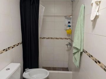 MONOAMBIENTE EN VENTA CON PATIO EN FLORES