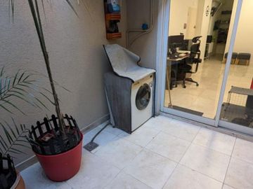 MONOAMBIENTE EN VENTA CON PATIO EN FLORES
