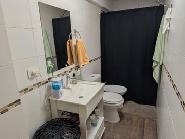 MONOAMBIENTE EN VENTA CON PATIO EN FLORES