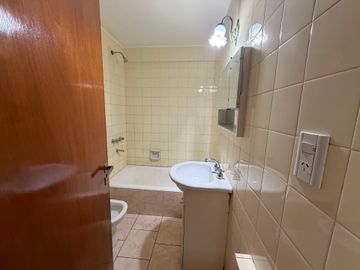 VENTA DPTO.3 AMB - CASEROS CENTRO