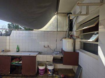 VENTA DEPARTAMENTO 4 AMB C/PATIO Y BALCON CASEROS