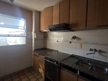 VENTA DEPARTAMENTO 4 AMB C/PATIO Y BALCON CASEROS