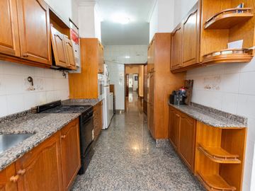 VENTA - CASA DE ESTILO EN RECOLETA
