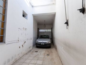 VENTA - CASA DE ESTILO EN RECOLETA