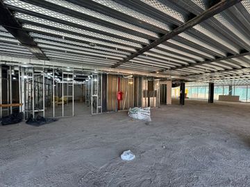 ALQUILER LOCAL COMERCIAL/OFICINAS  MARTINEZ
