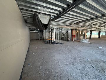 ALQUILER LOCAL COMERCIAL/OFICINAS  MARTINEZ