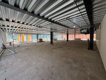 ALQUILER LOCAL COMERCIAL/OFICINAS  MARTINEZ